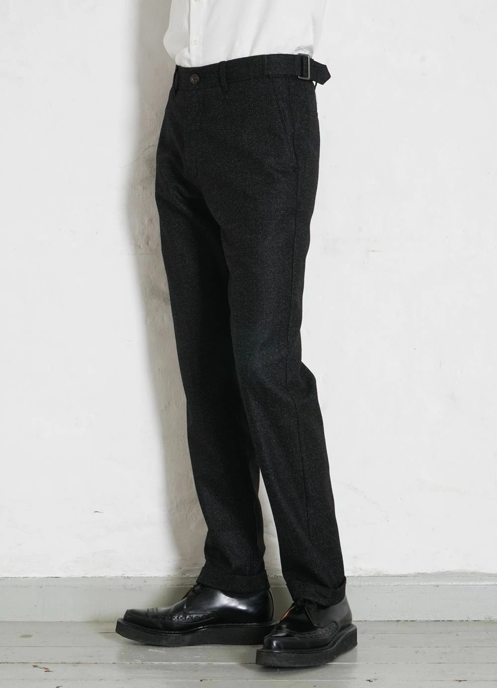 HANSEN GARMENTS FINN | Side Buckle Regular Trousers | Black Marble - Image 2