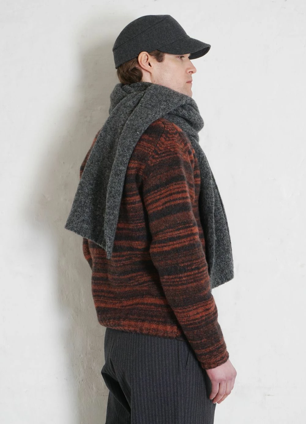 HANSEN GARMENTS LUIS | Knitted Scarf | Ashes - Image 3