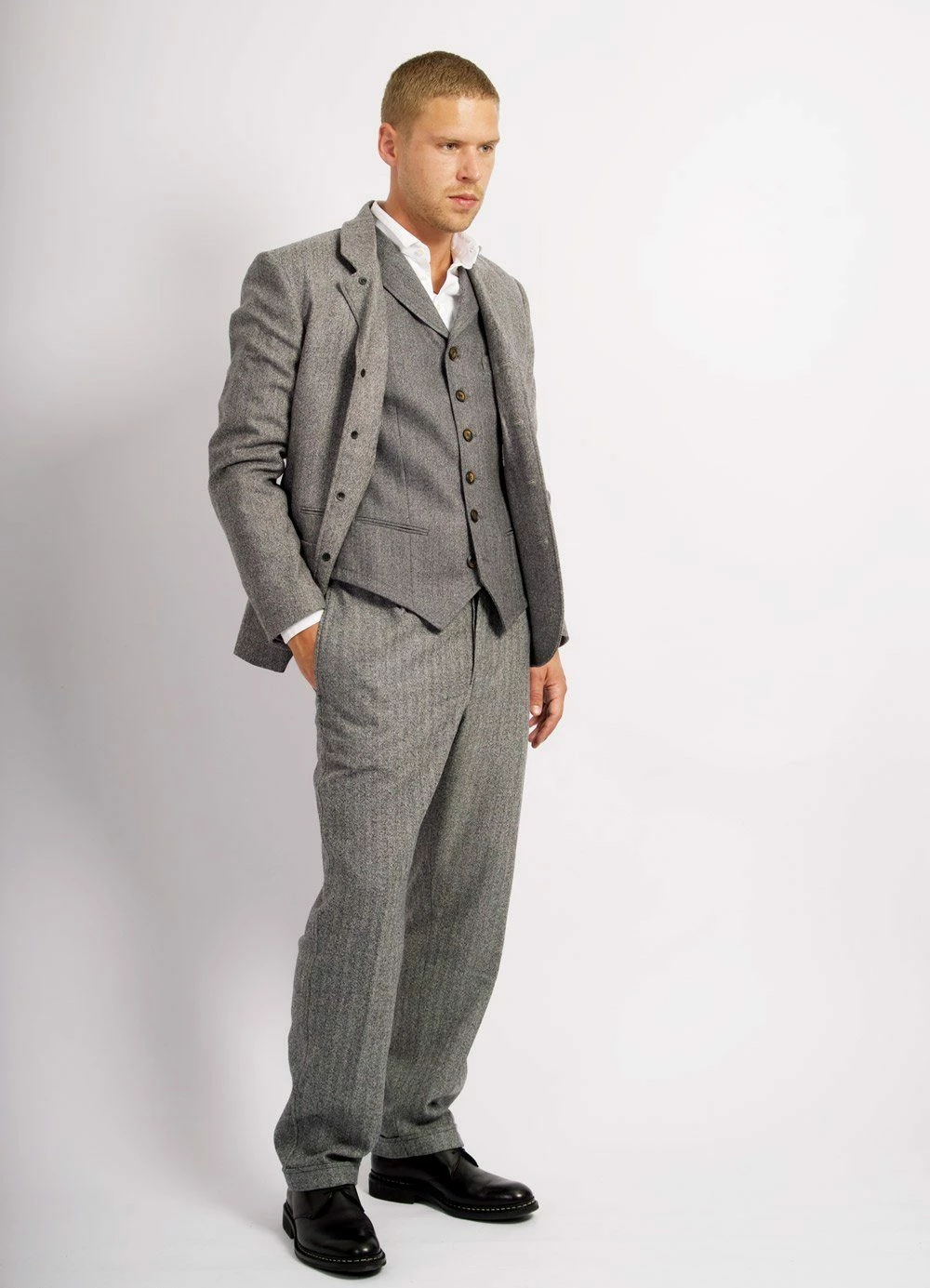 HANSEN GARMENTS MADS | Loose Fit Trousers | Grey Melange - Image 5